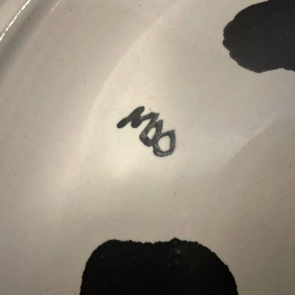 Contemporary Pottery LTD Oregon Ceramic Cow Veggie Chips Platter & Dip Bowl - Picture 7 of 11